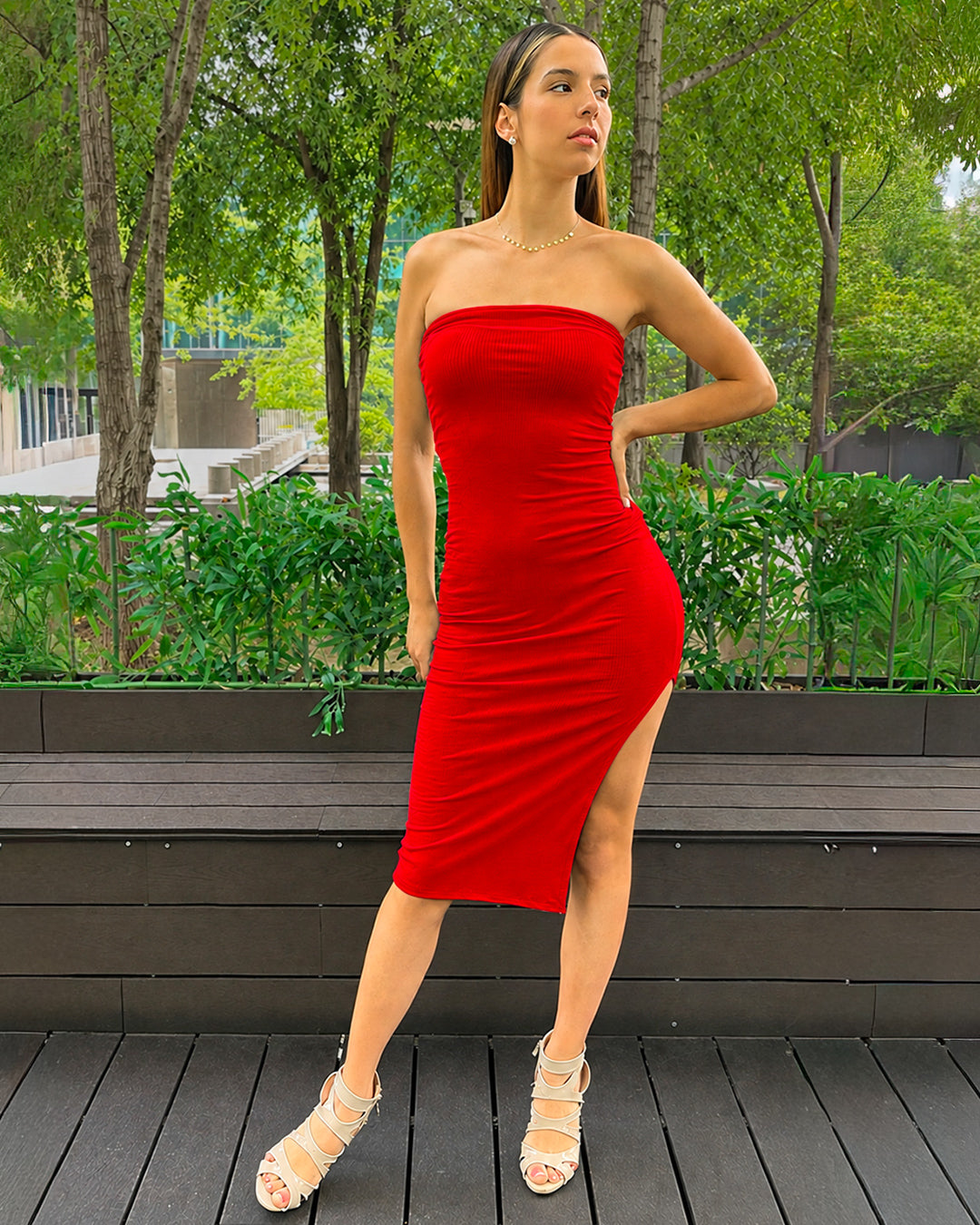 Vestido Cleo Strapless color rojo - Seng